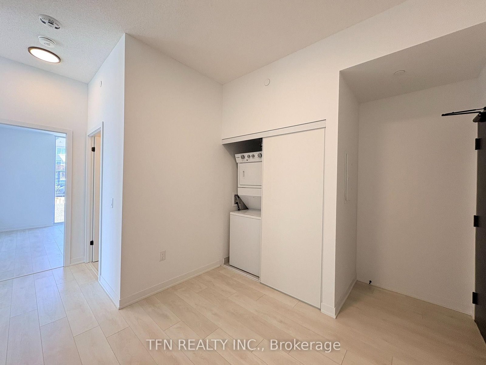 4878 Powers Common, Unit 104 - Photo 27