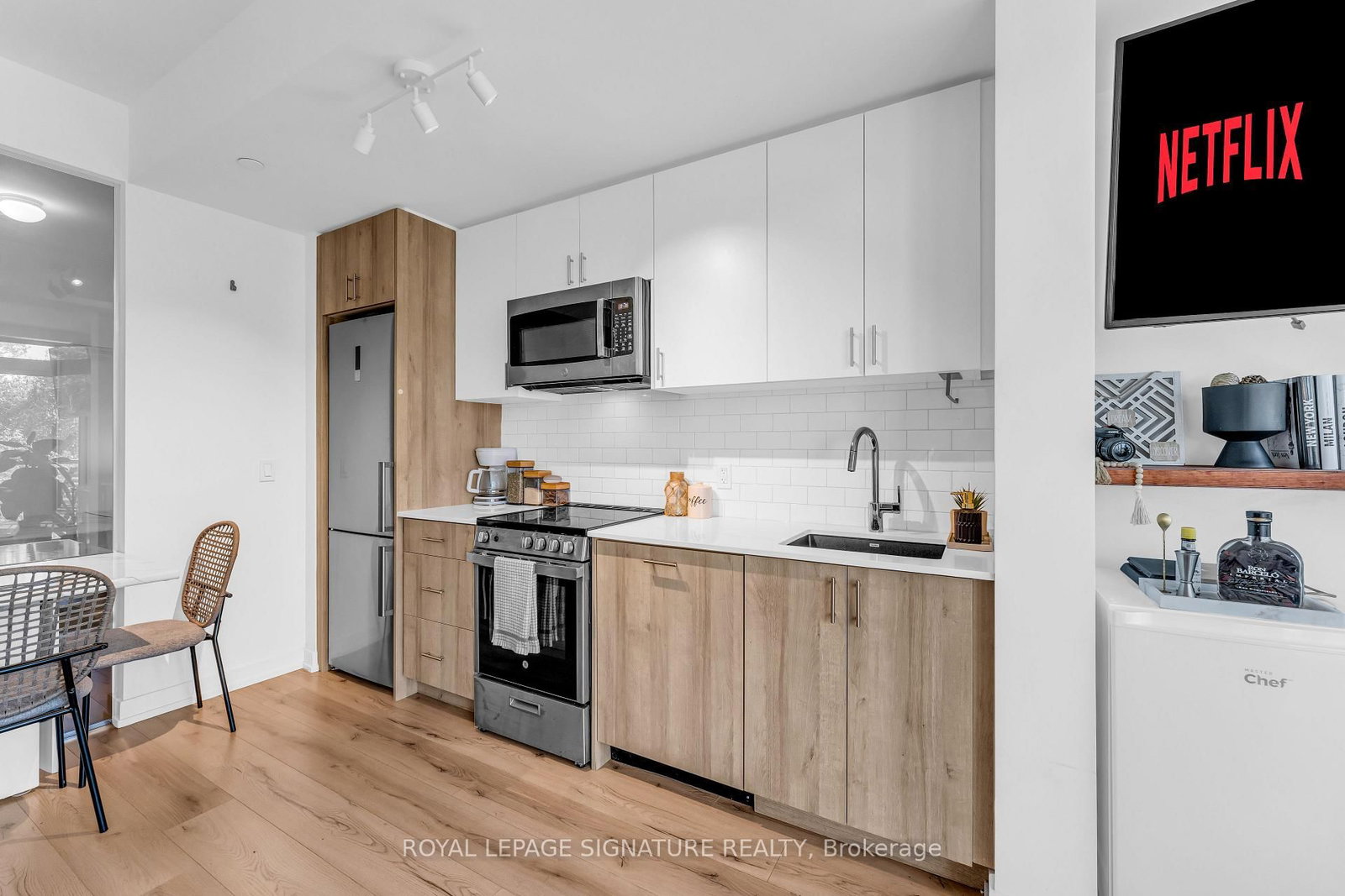 1195 The Queensway, Unit 317 - Photo 12