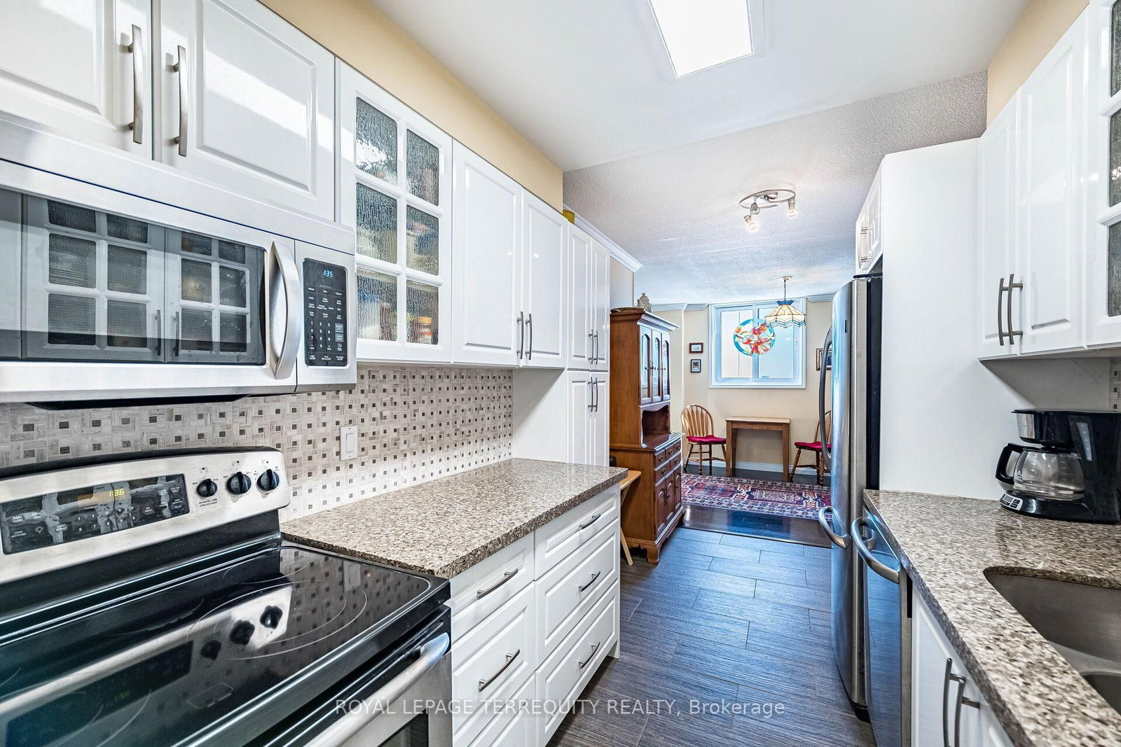 812 Burnhamthorpe Road, Unit 1907 - Photo 13