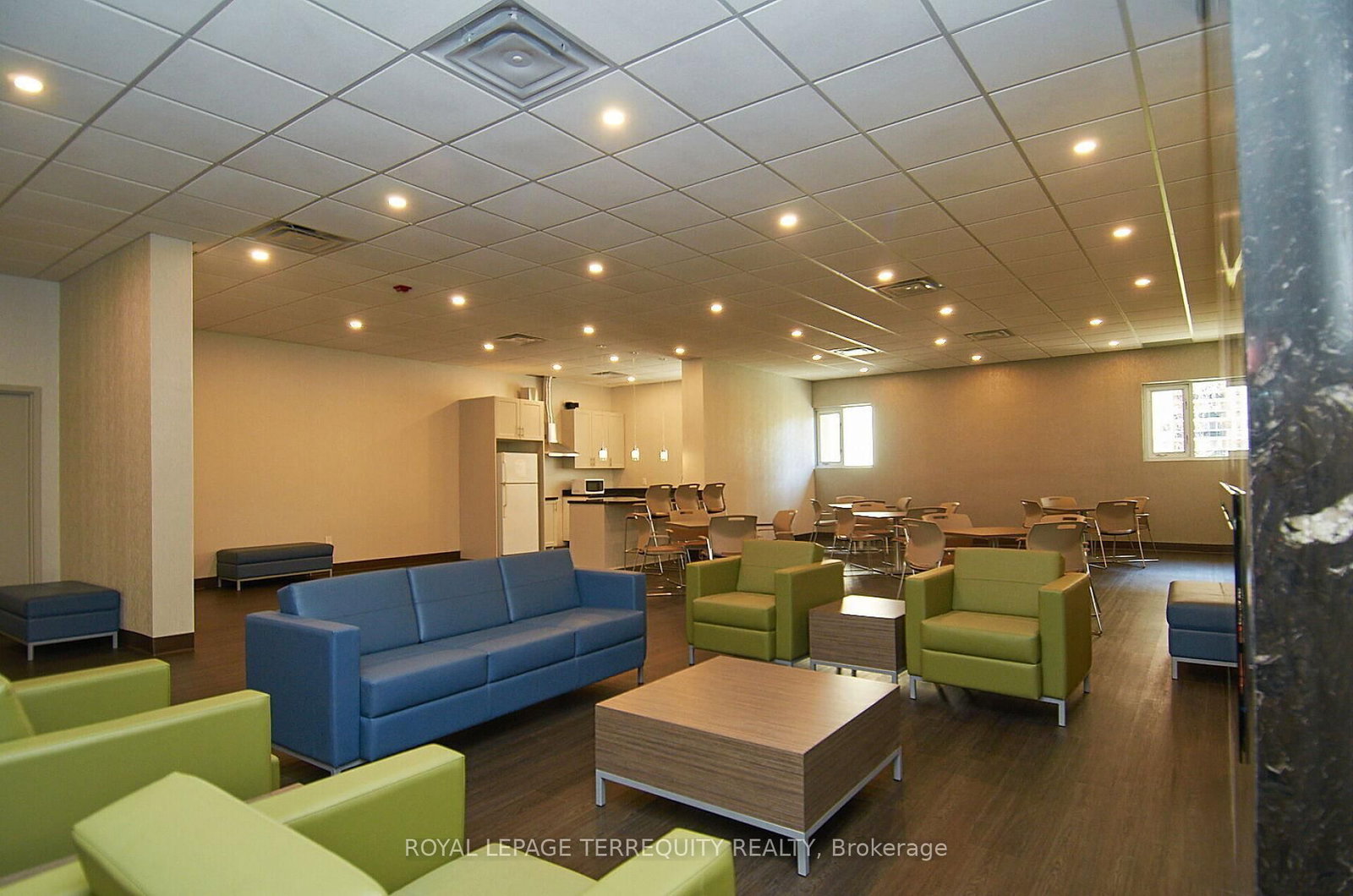 812 Burnhamthorpe Road, Unit 1907 - Photo 36