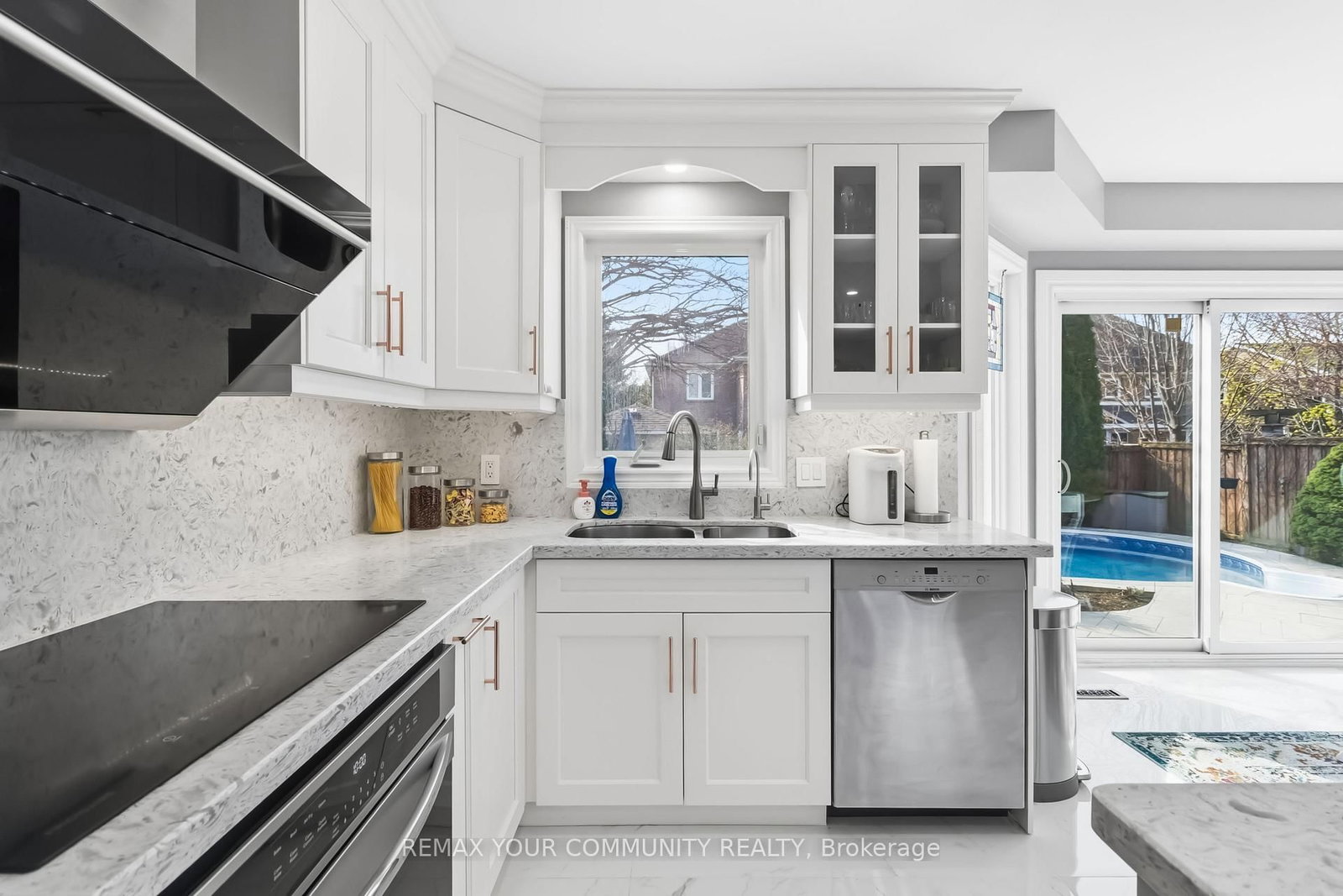 4184 Vermont Crescent - Photo 13