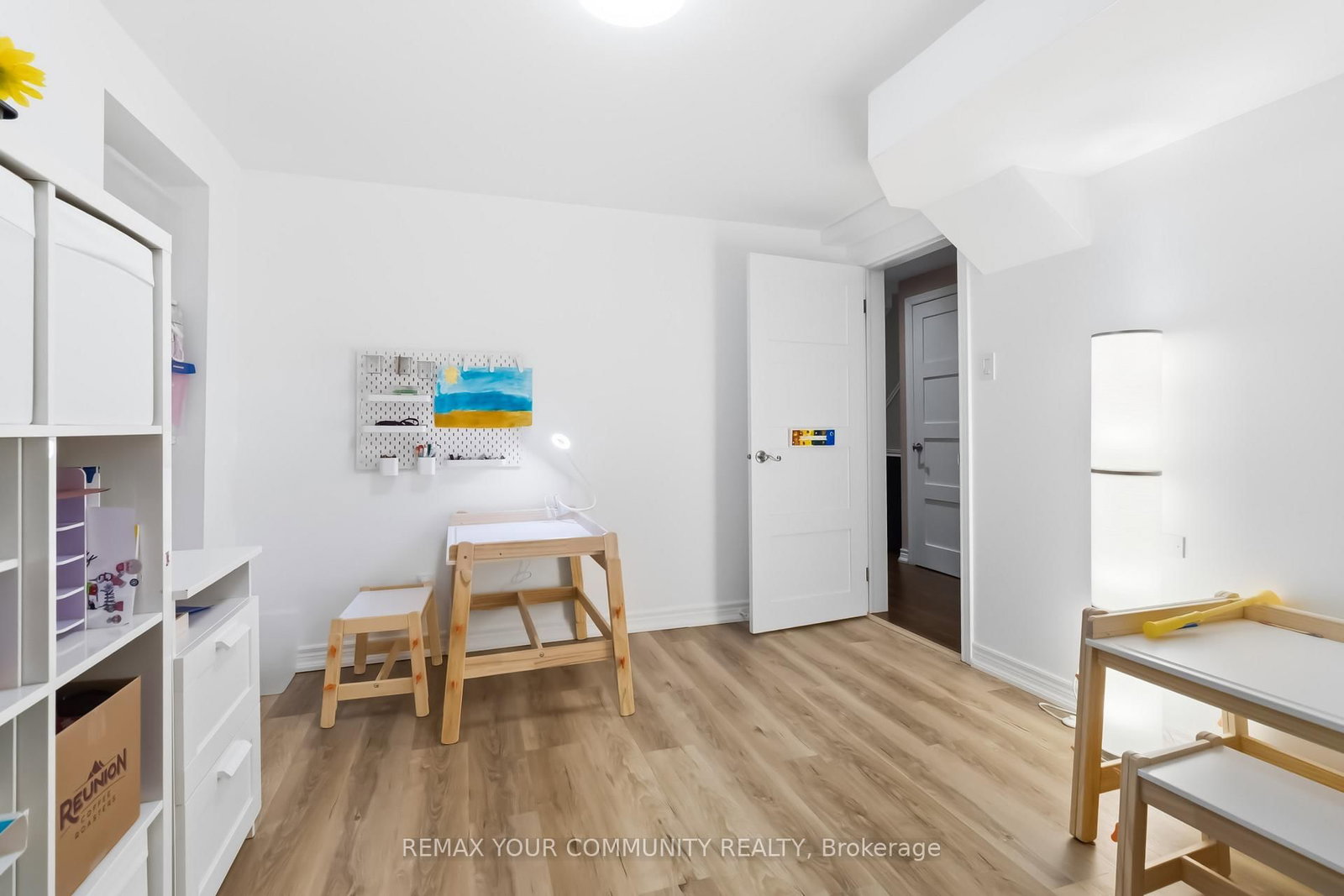 4184 Vermont Crescent - Photo 39