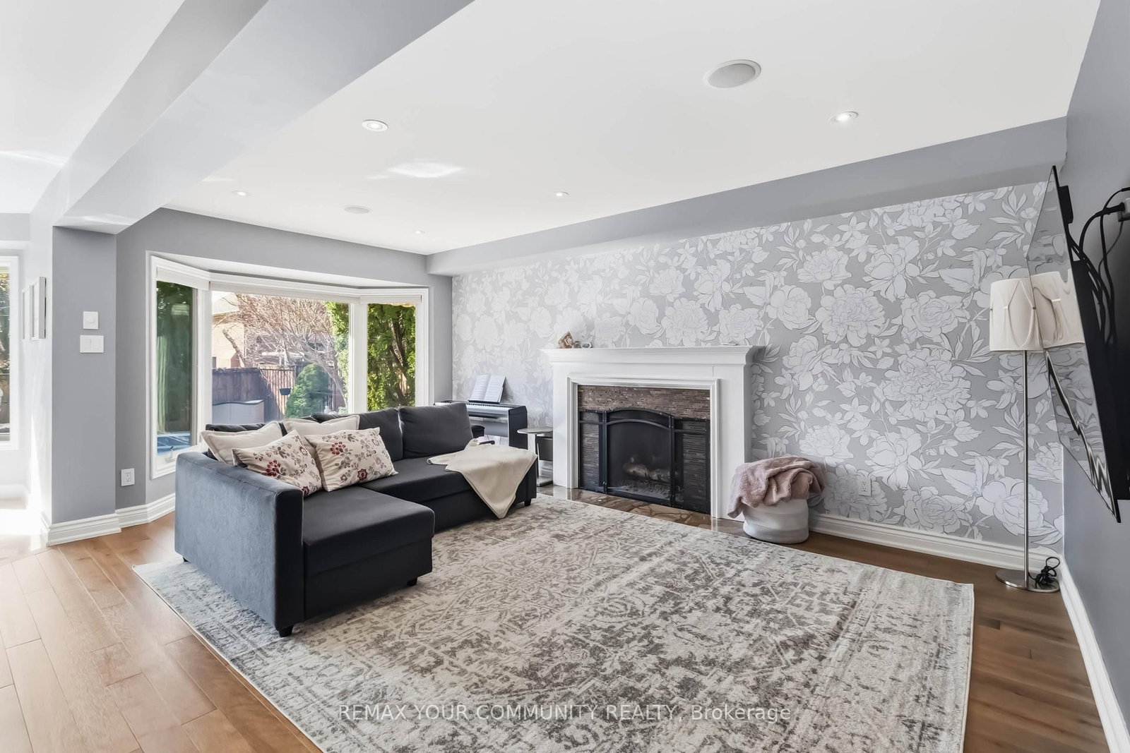 4184 Vermont Crescent - Photo 5