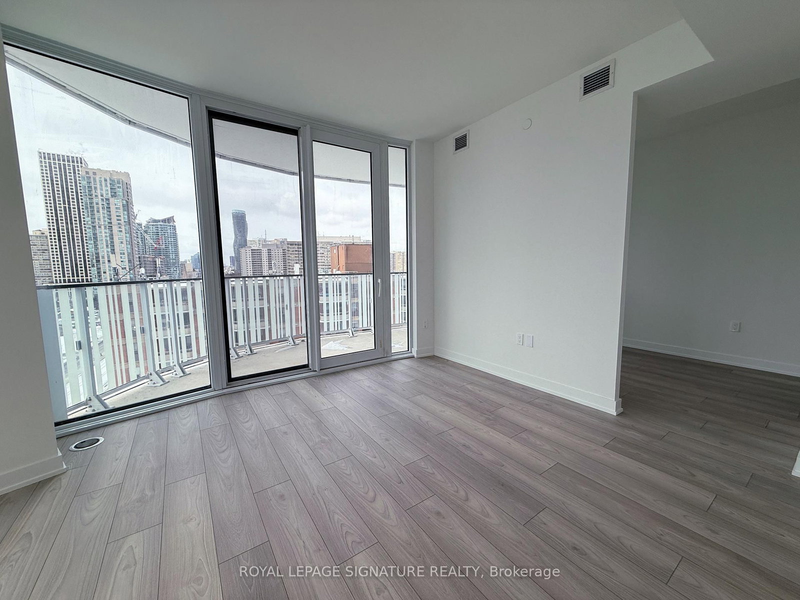 1 Fairview Road E, Unit 1009 - Photo 7