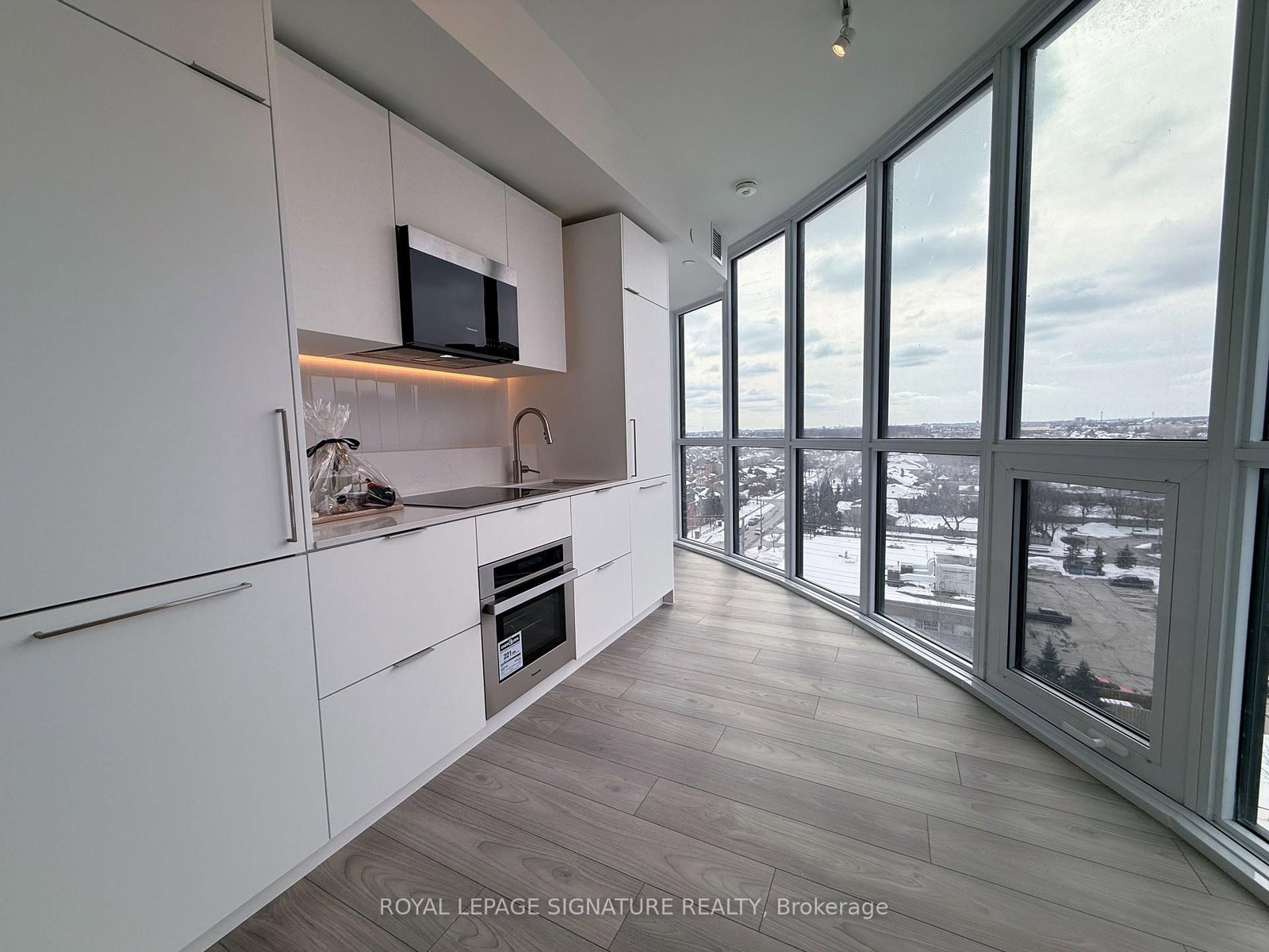 1 Fairview Road E, Unit 1009 - Photo 9