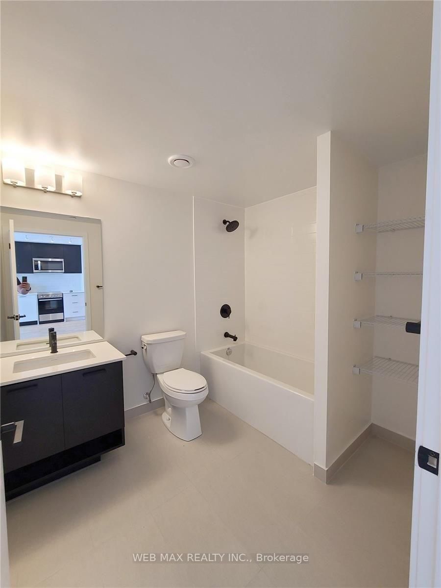 2300 St.Clair Avenue W, Unit 601 - Photo 8