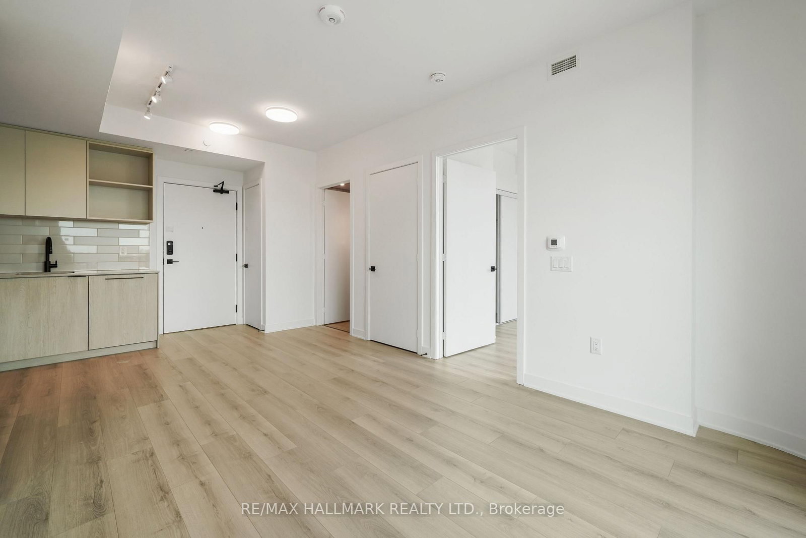 1185 Dupont Street, Unit 627 - Photo 12