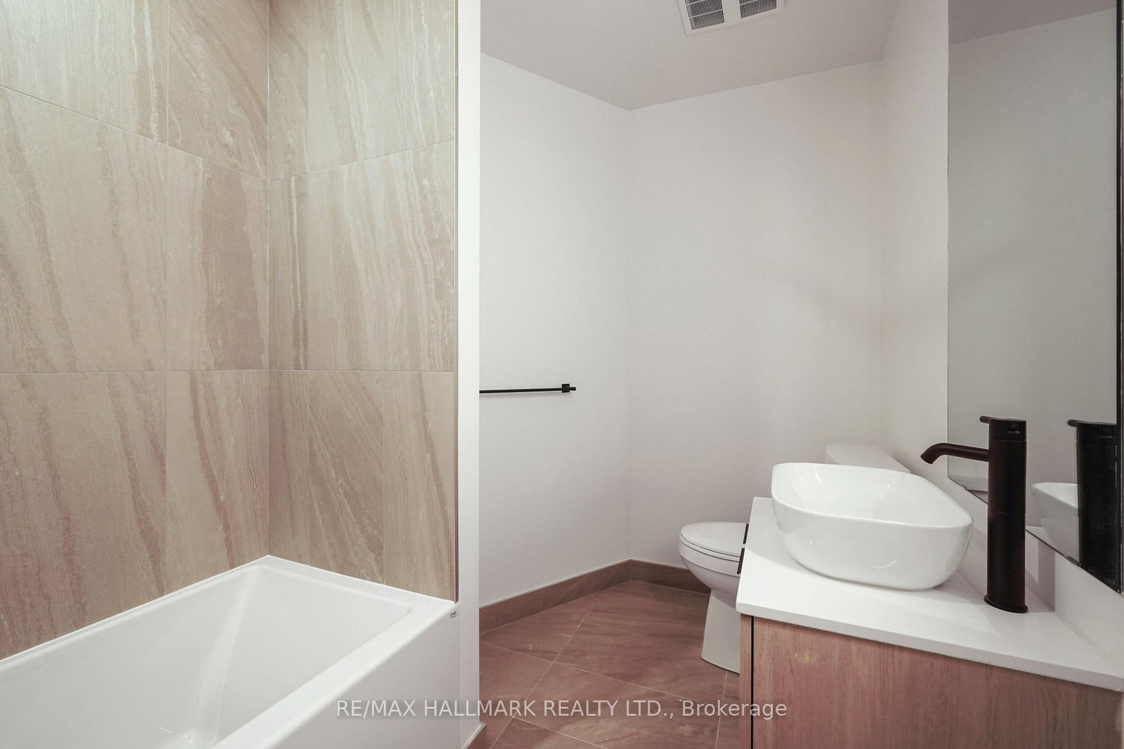 1185 Dupont Street, Unit 627 - Photo 24