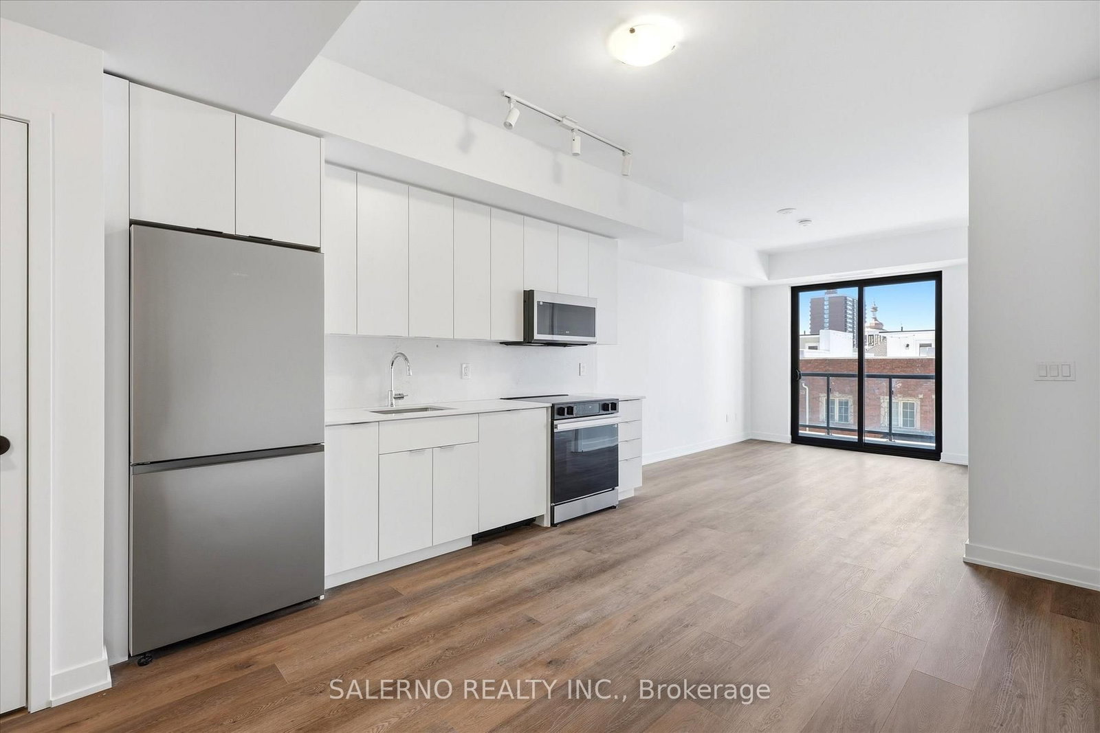 2075 Lakeshore Road, Unit 305 - Photo 11