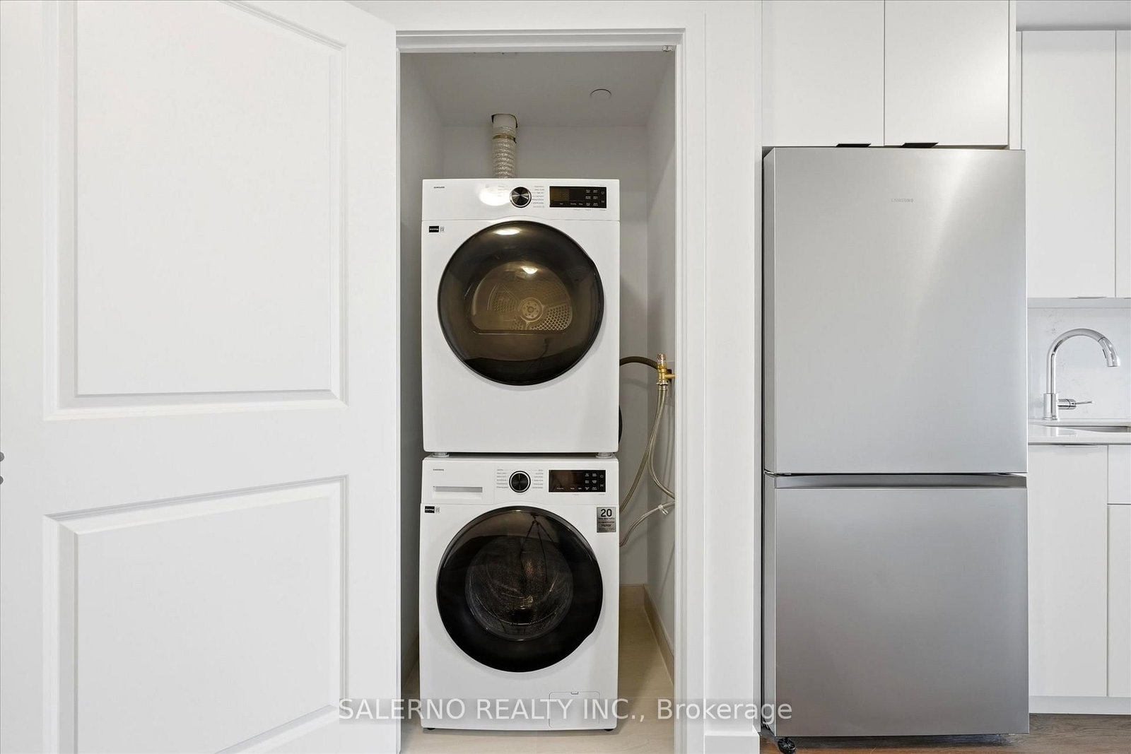 2075 Lakeshore Road, Unit 305 - Photo 9