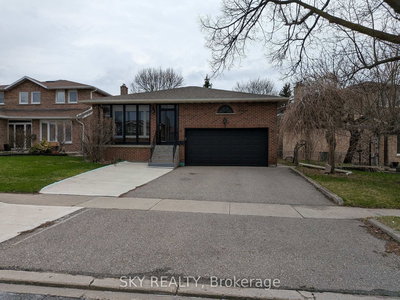 3 Panorama Cres | Brampton | Image