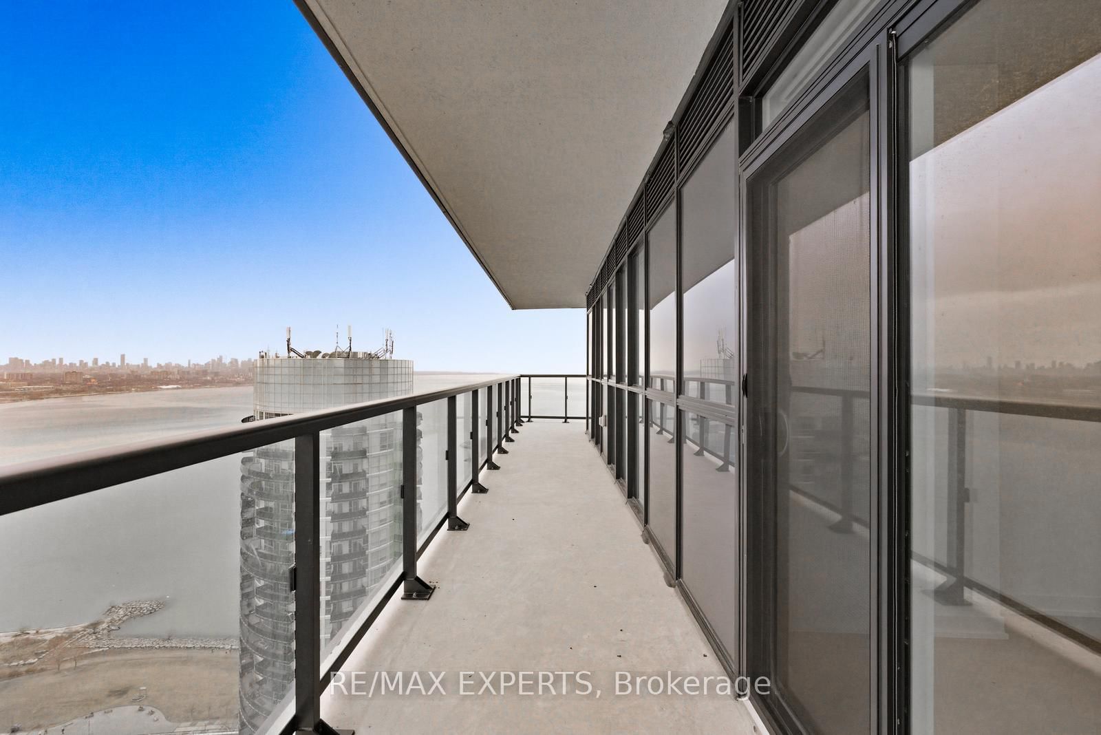 38 Annie Craig Drive, Unit 3502 - Photo 32