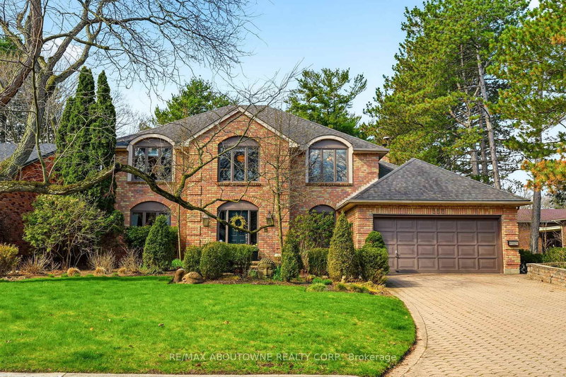 356 Shoreacres Rd, Burlington, Ontario