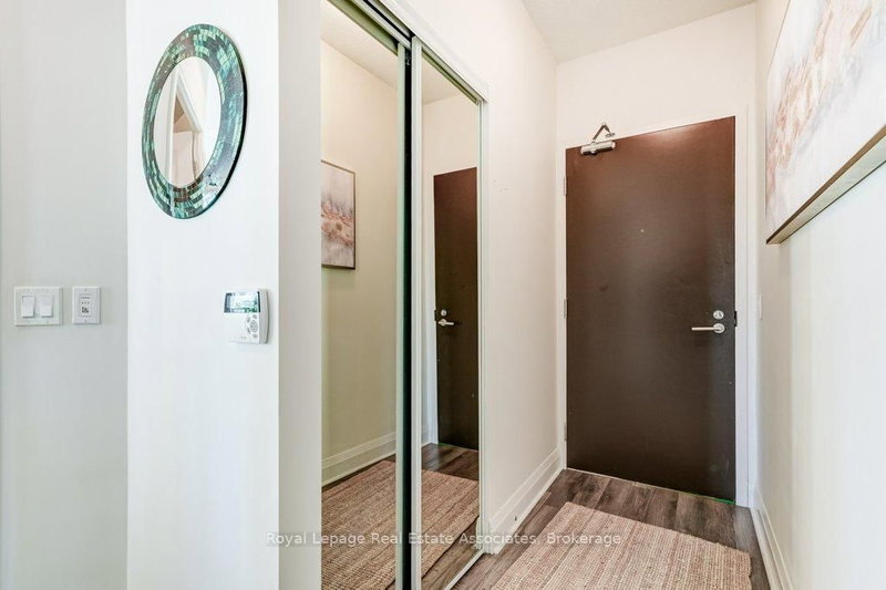 209 - 15 Zorra St, Toronto, M8Z 4Z6 | Image 3