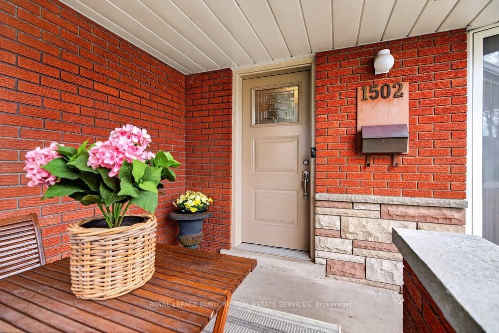 1502 Barker Avenue - Photo 5