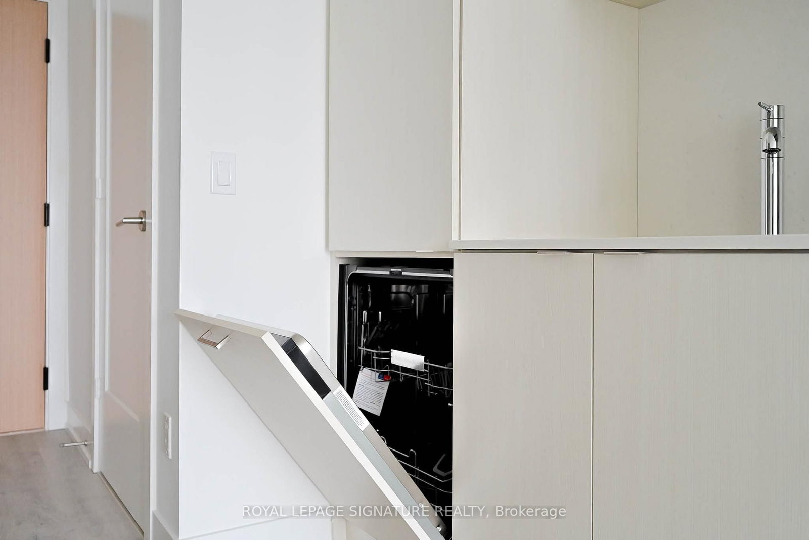 60 Central Park Road Way, Unit 1608 - Photo 10