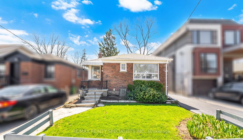 15 Struthers St, Toronto, M8V 1Y2 | Image 3
