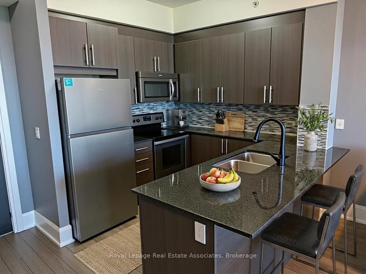 45 Yorkland Boulevard, Unit 405 - Photo 10