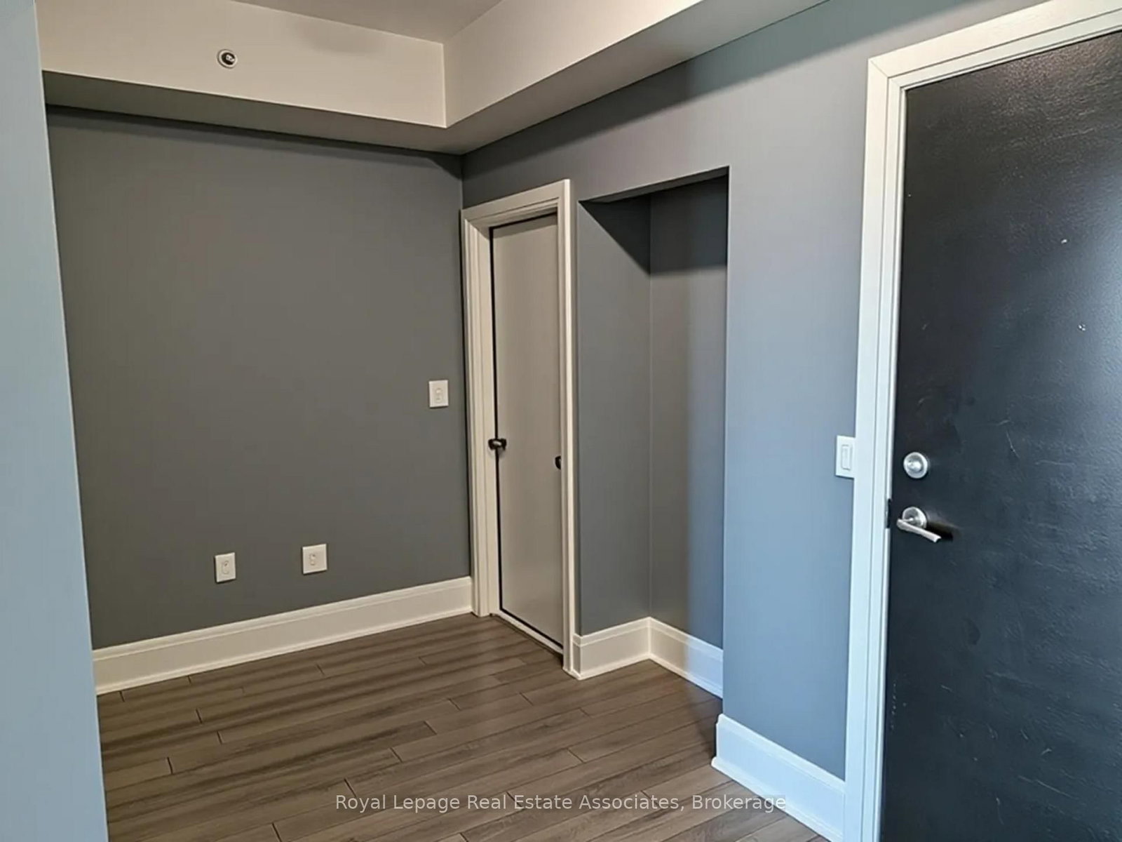 45 Yorkland Boulevard, Unit 405 - Photo 13