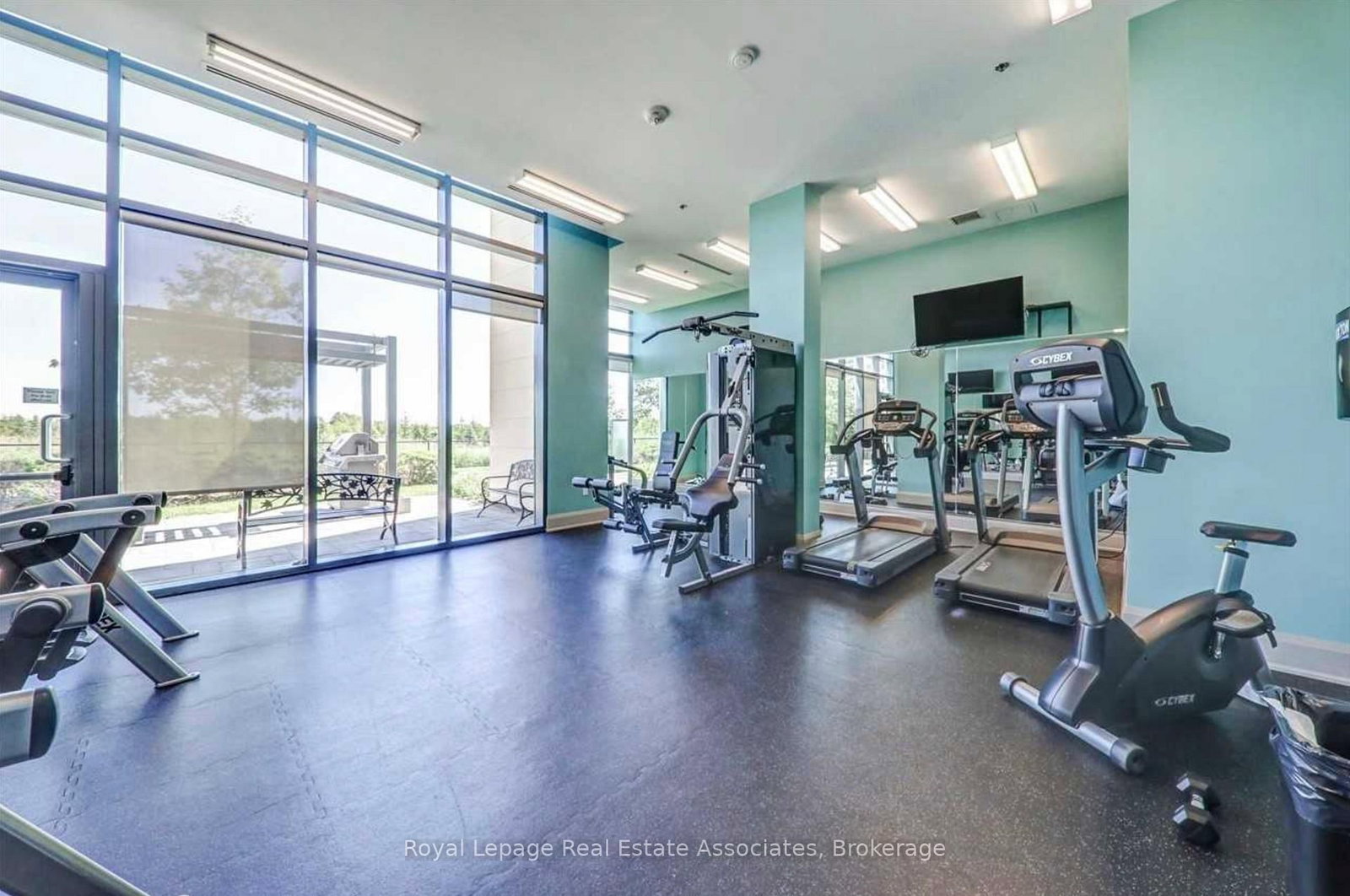 45 Yorkland Boulevard, Unit 405 - Photo 16