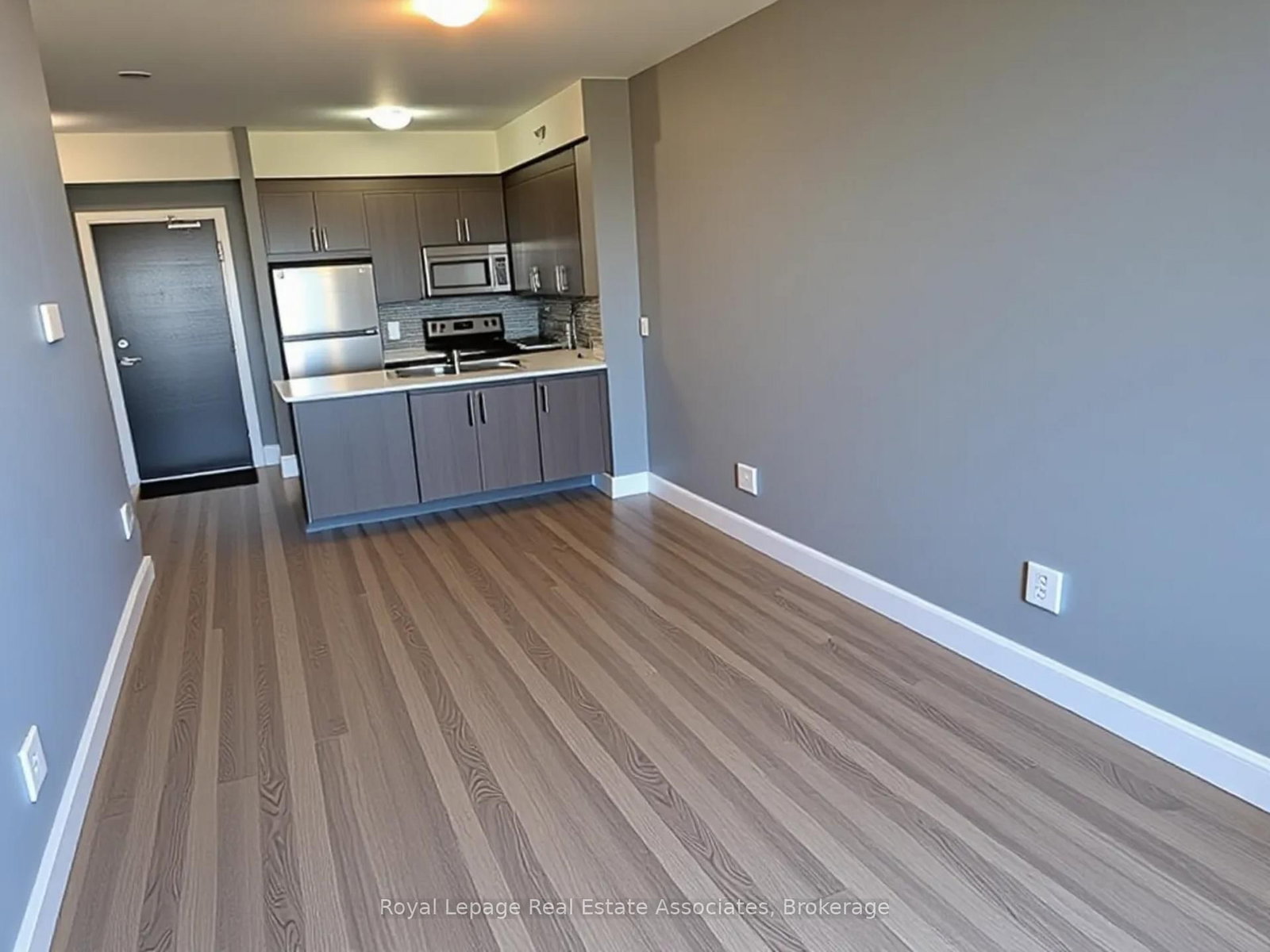 45 Yorkland Boulevard, Unit 405 - Photo 9