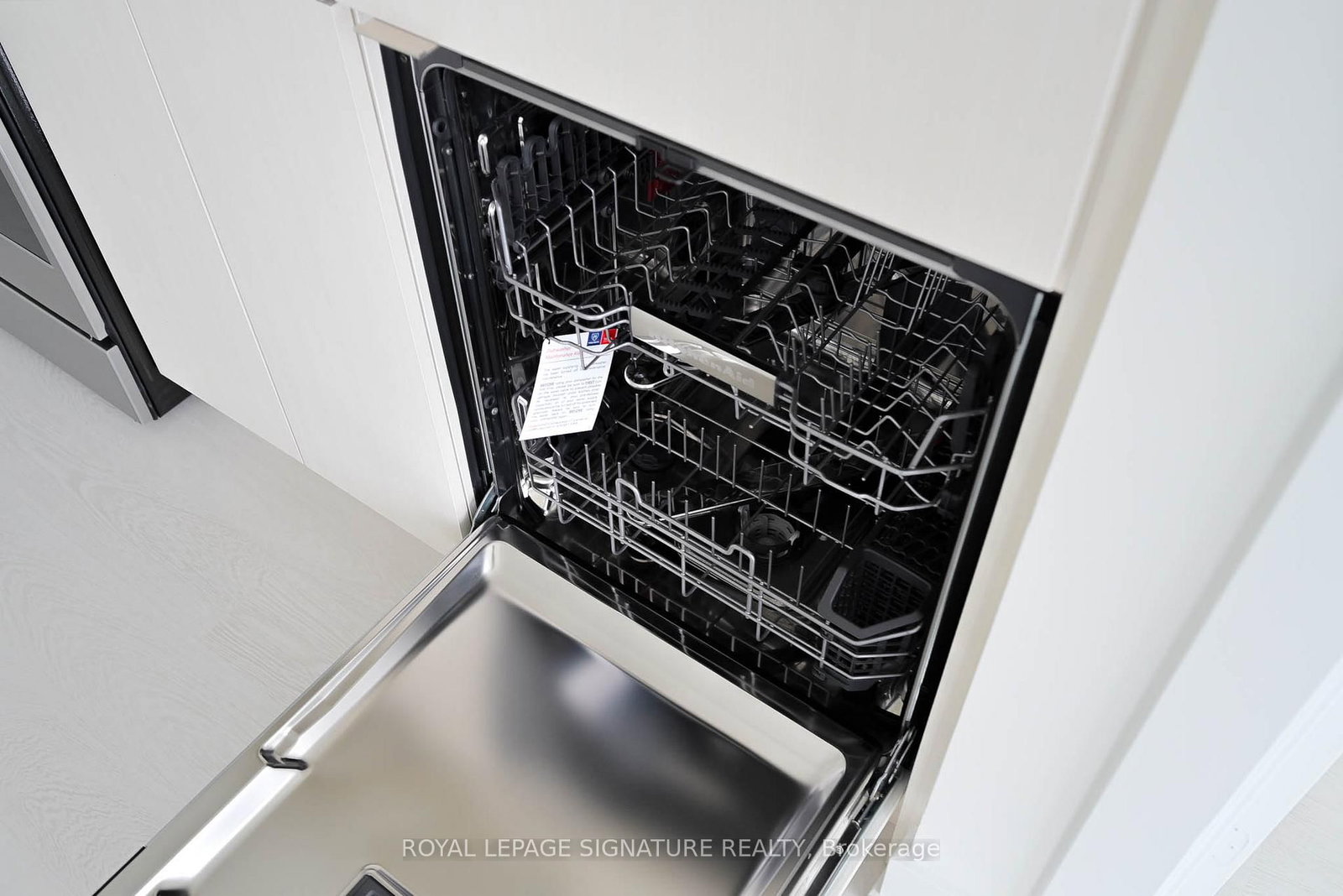 60 Central Park Road Way, Unit 1704 - Photo 14