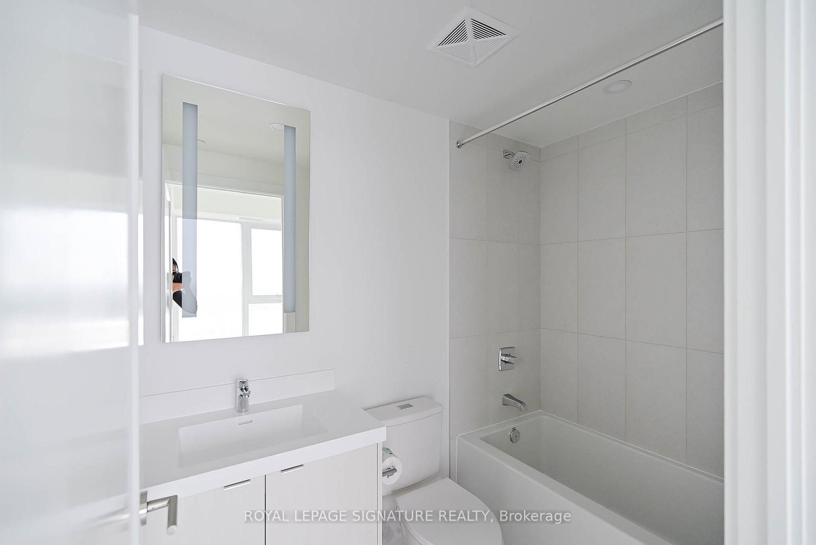 60 Central Park Road Way, Unit 1704 - Photo 18