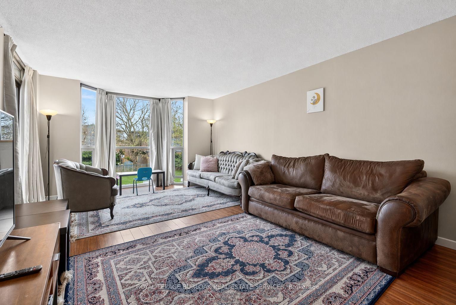 1225 North Shore Boulevard E, Unit 307 - Photo 8