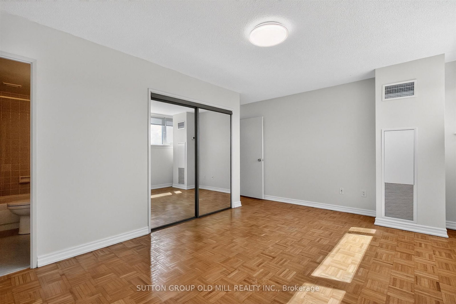 240 Scarlett Road, Unit 613 - Photo 12