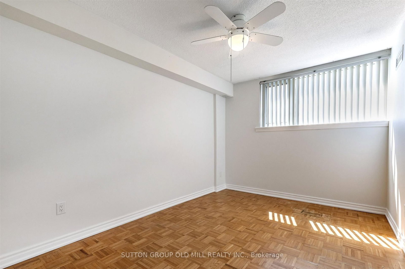 240 Scarlett Road, Unit 613 - Photo 17