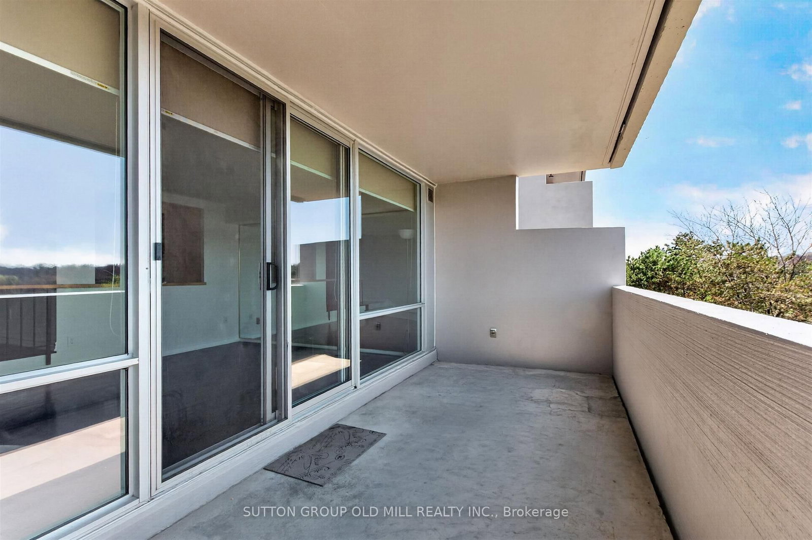 240 Scarlett Road, Unit 613 - Photo 21