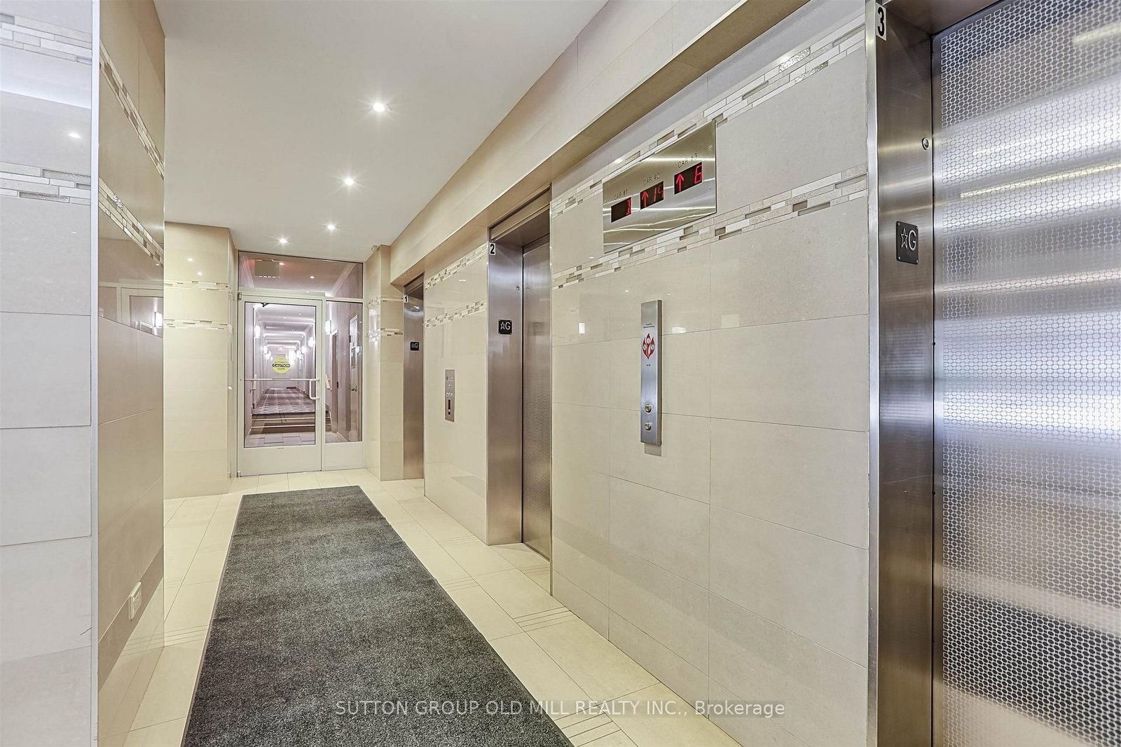 240 Scarlett Road, Unit 613 - Photo 4