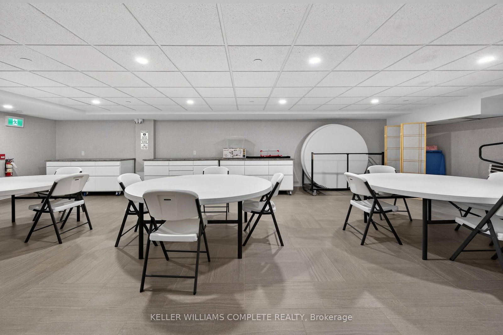 700 Dynes Road, Unit 904 - Photo 32