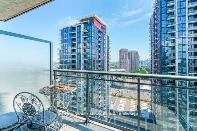 5025 Four Springs Avenue, Unit 1806 - Photo 15