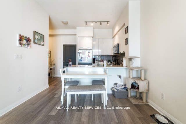 5025 Four Springs Avenue, Unit 1806 - Photo 3