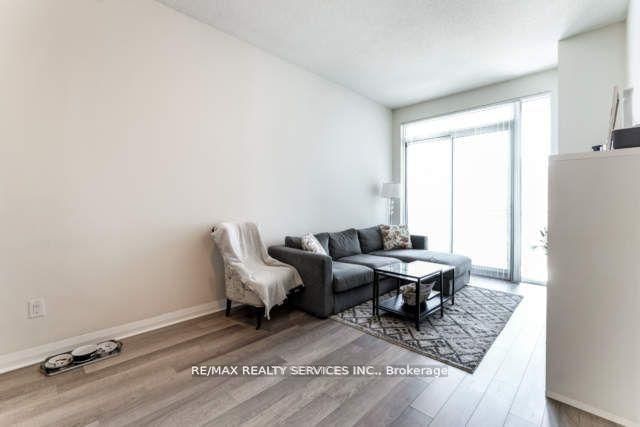 5025 Four Springs Avenue, Unit 1806 - Photo 5