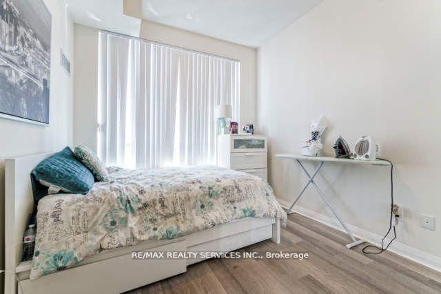 5025 Four Springs Avenue, Unit 1806 - Photo 8