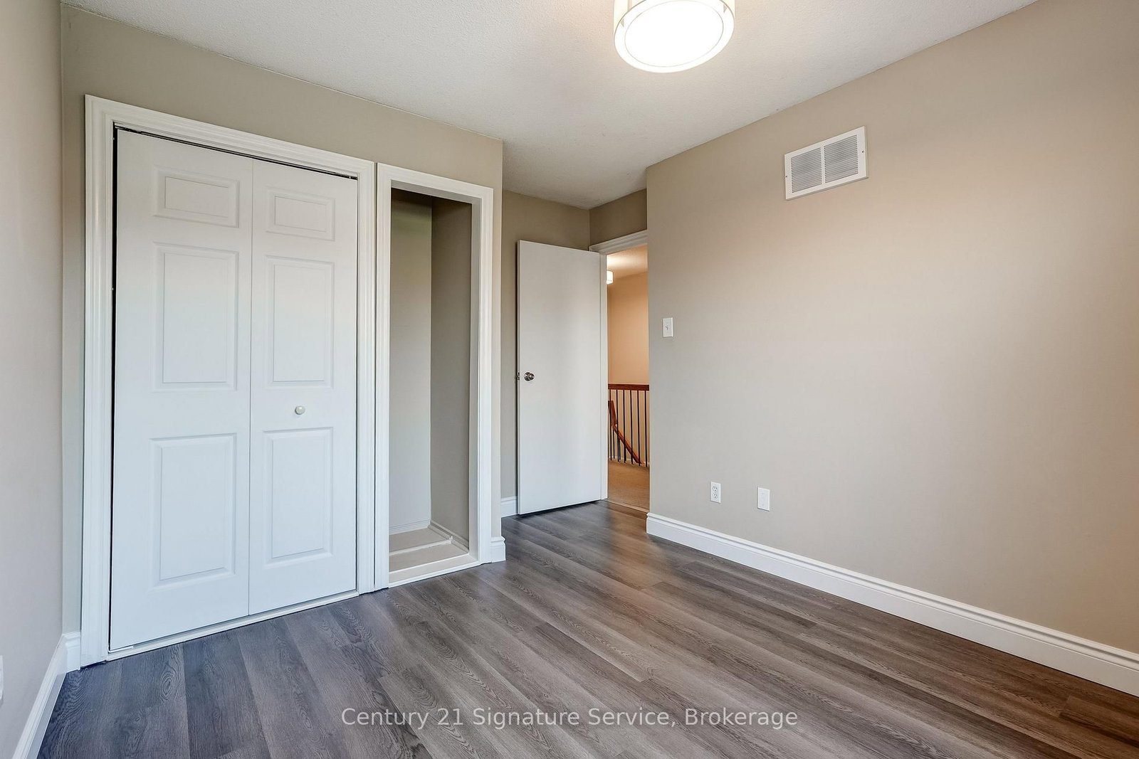 1951 Rathburn Road E, Unit 177 - Photo 26