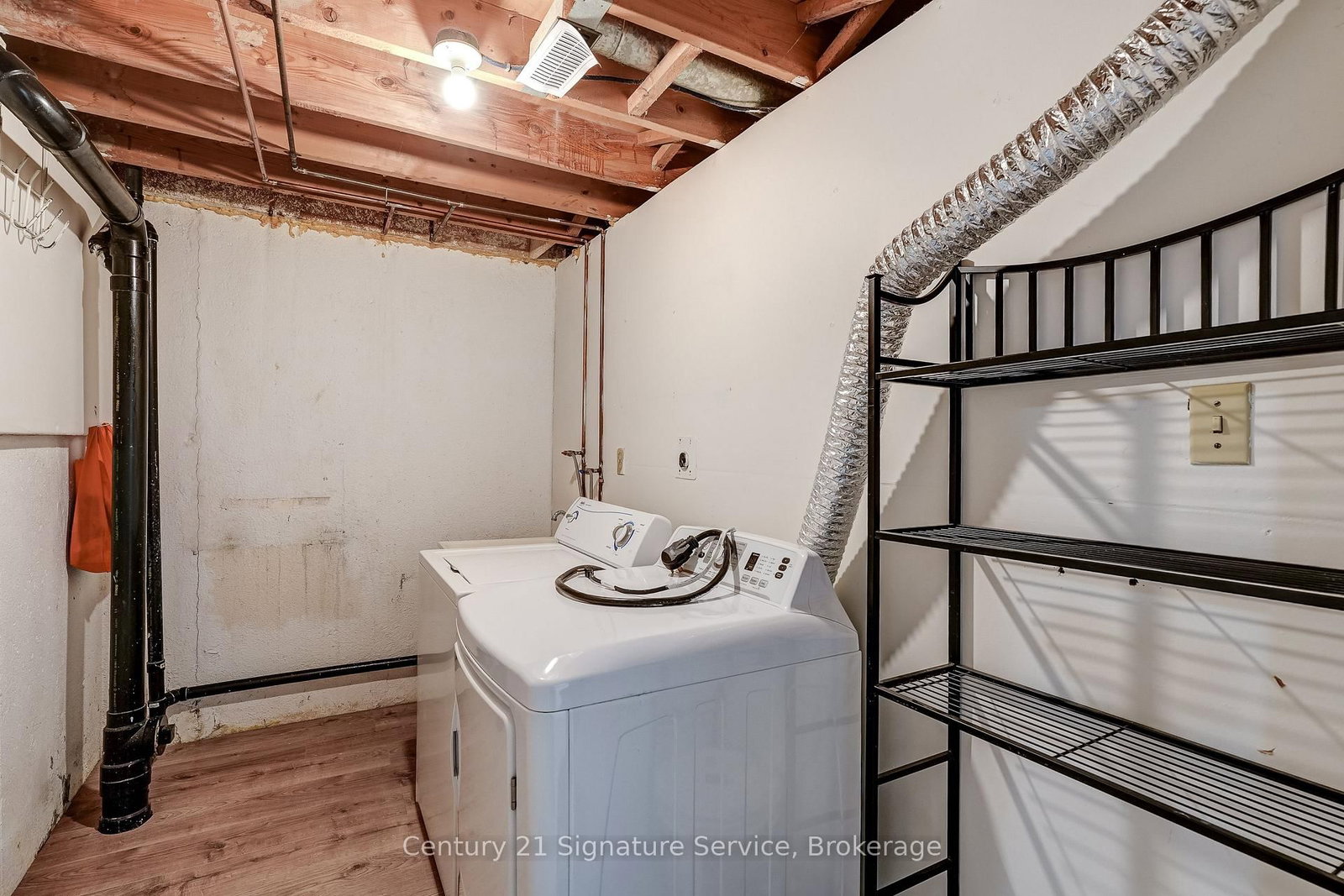 1951 Rathburn Road E, Unit 177 - Photo 32