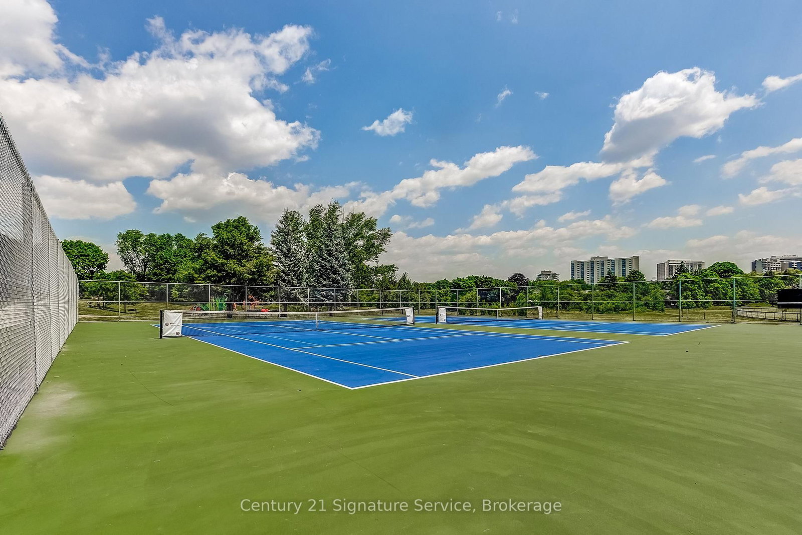 1951 Rathburn Road E, Unit 177 - Photo 42