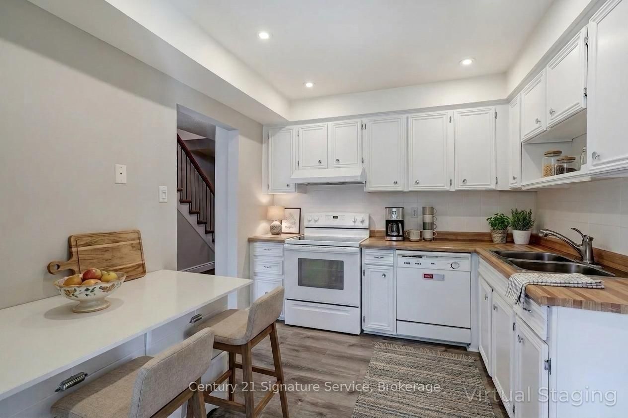 1951 Rathburn Road E, Unit 177 - Photo 9