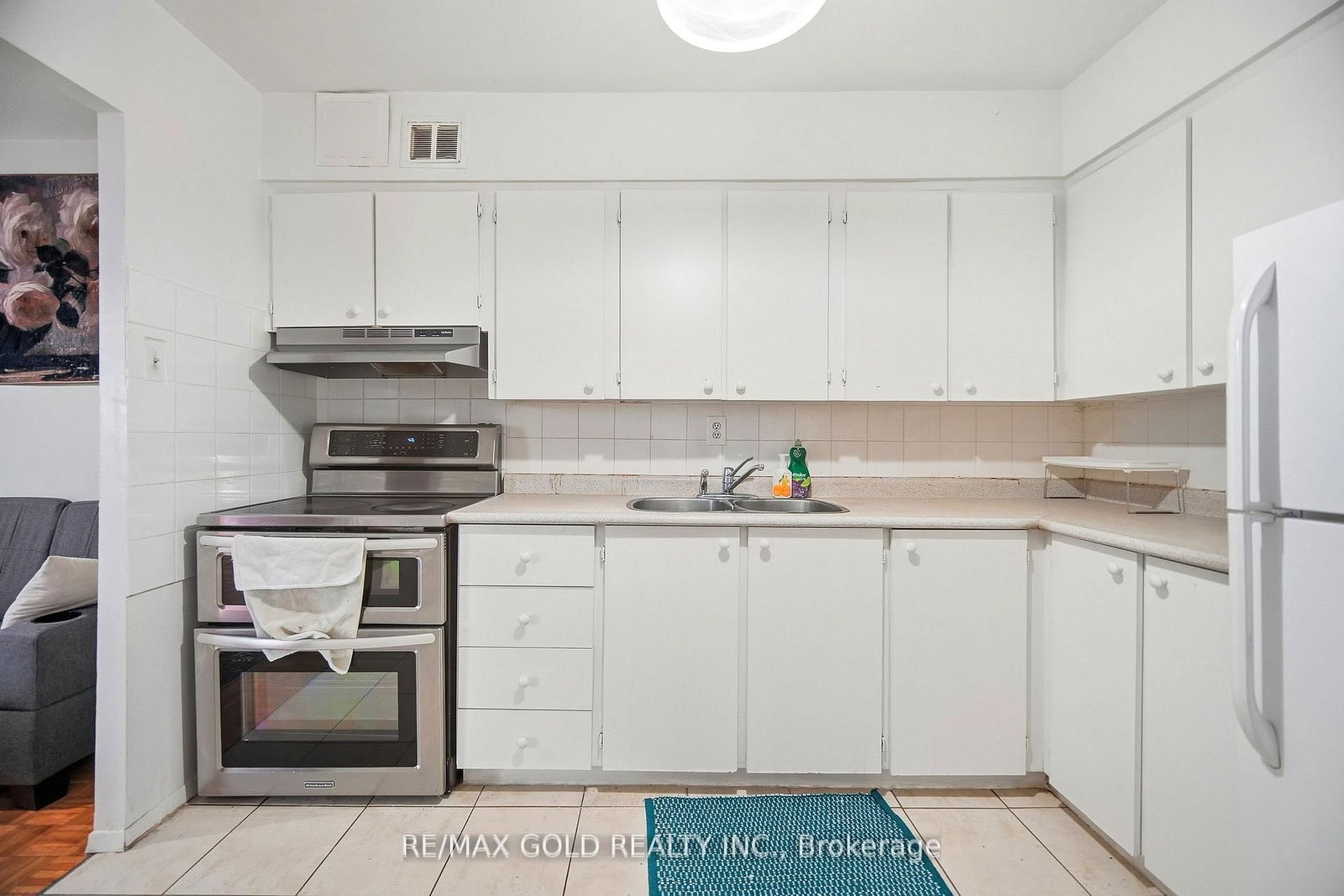 3533 Derry Road, Unit 607 - Photo 12