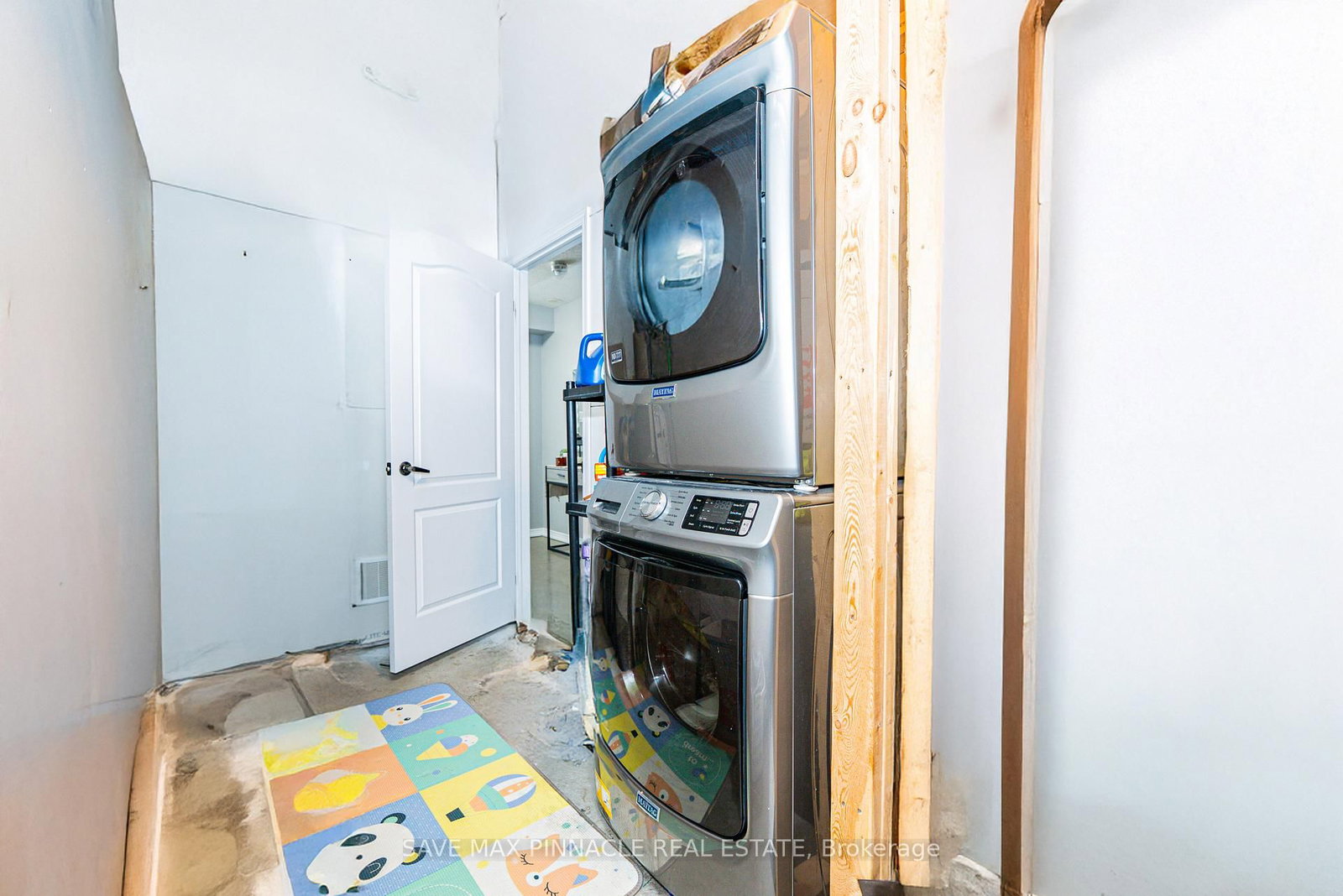 25 Golden Springs Drive - Photo 39