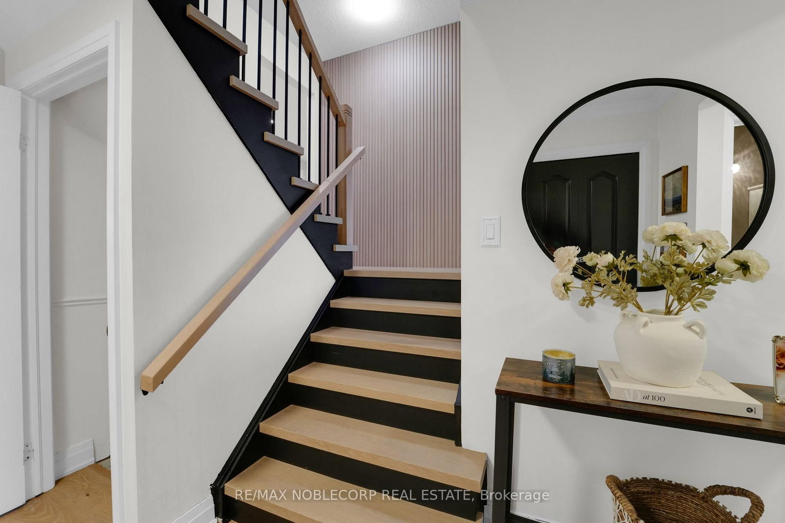 115 Elgin Drive - Photo 10