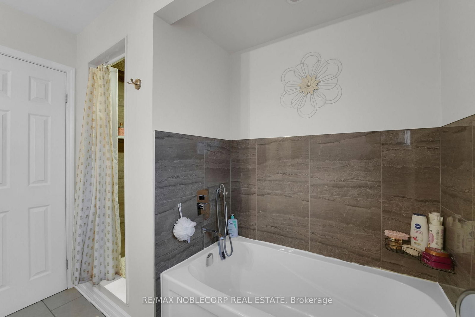 115 Elgin Drive - Photo 20