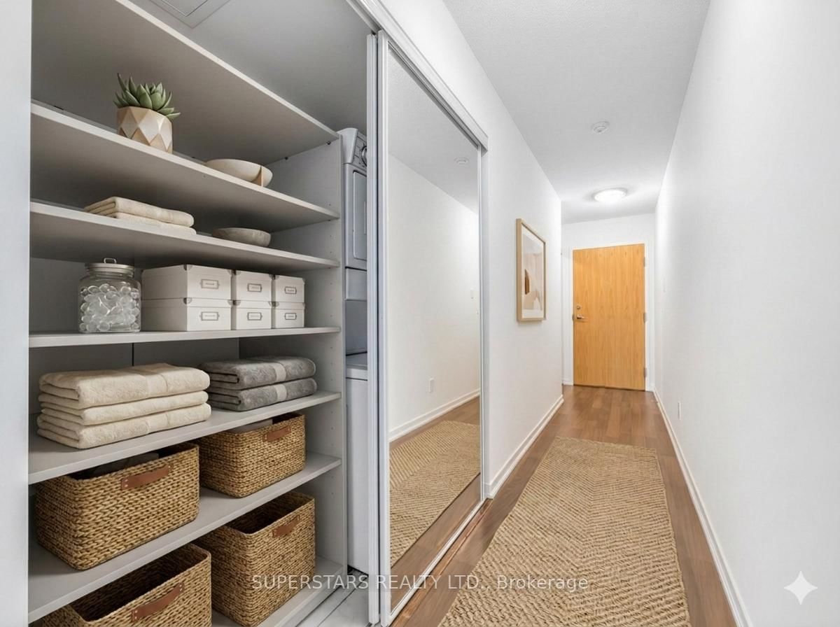 38 Joe Shuster Way, Unit 1416 - Photo 6