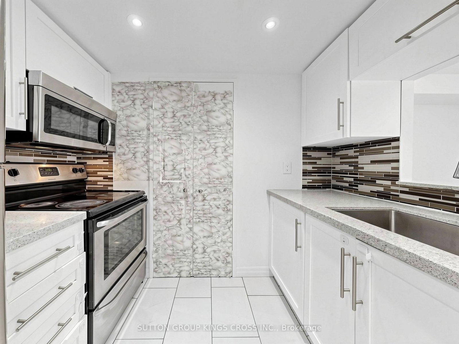 265 Enfield Place, Unit 706 - Photo 16