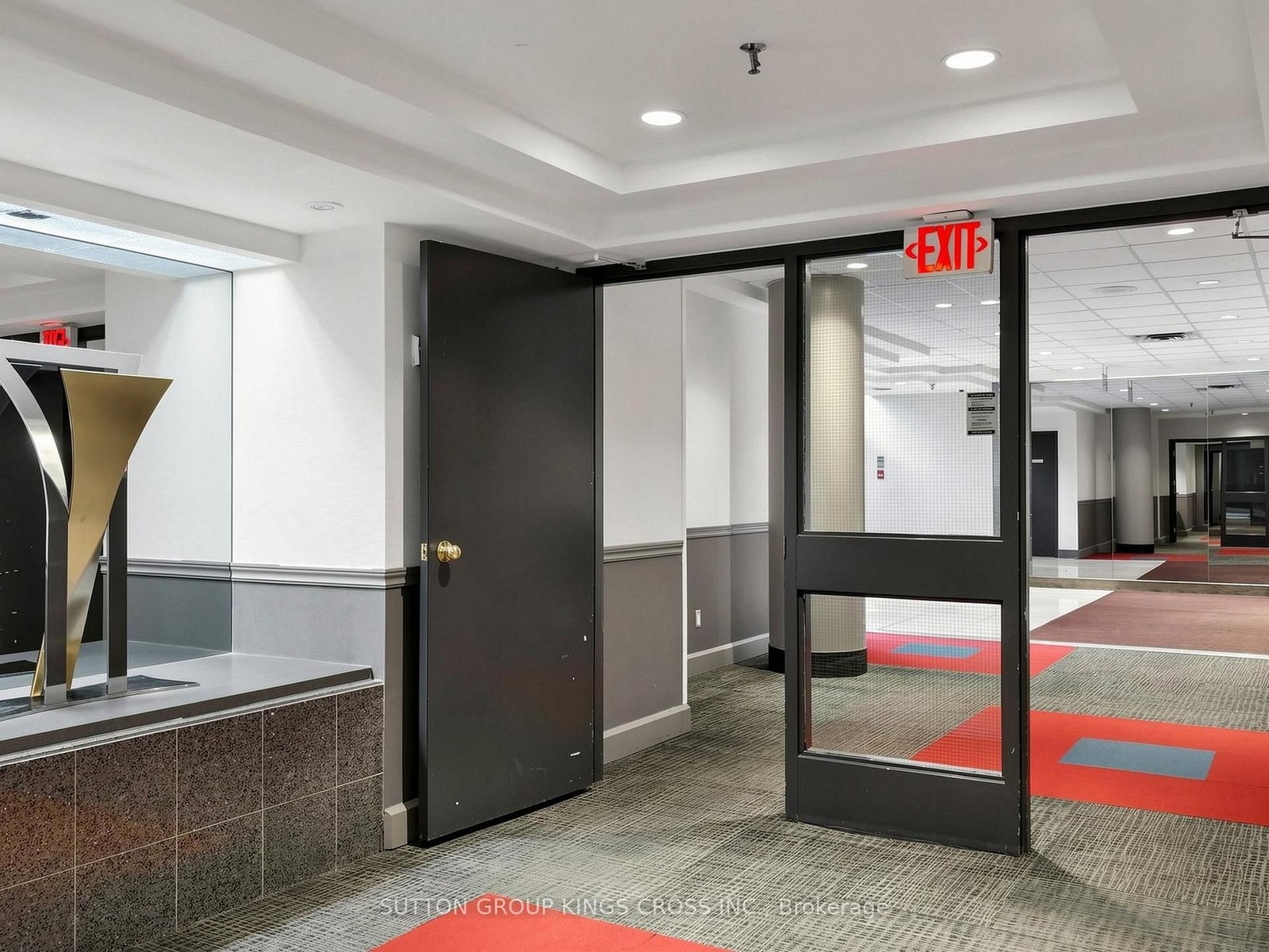 265 Enfield Place, Unit 706 - Photo 41