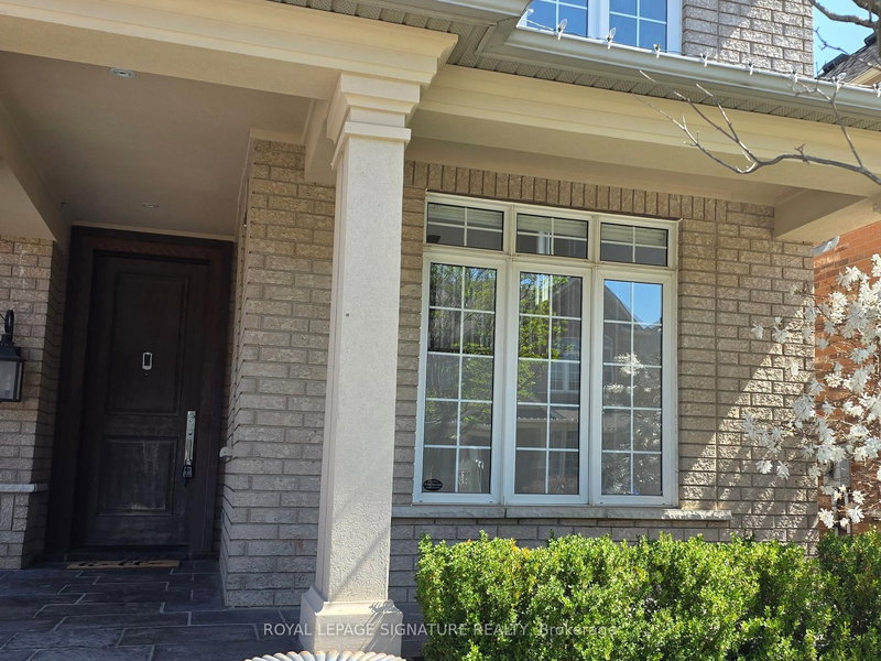 2096 Newell Cres, Burlington, L7L 7C2 | Image 3