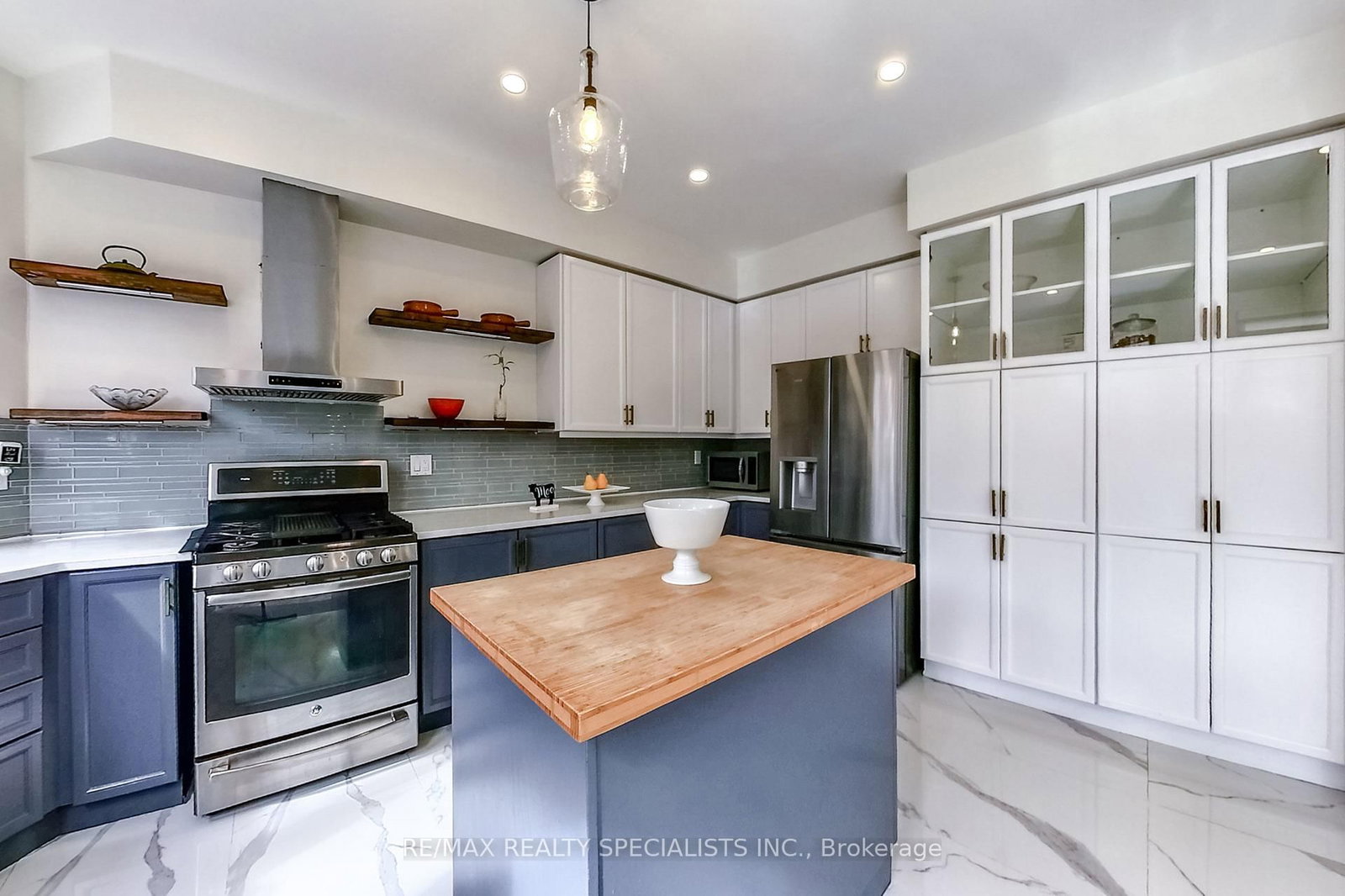 714 TRUDEAU Drive - Photo 13